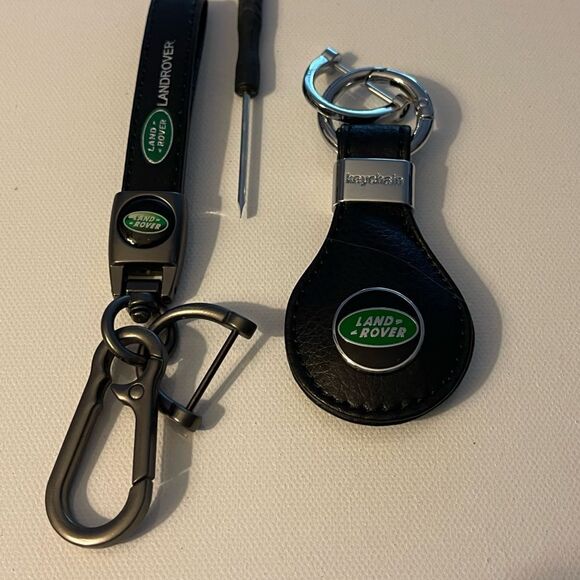 Land Rover Key Fob Keychain in Black Leather with Logo Set of 2 NWT - Picture 3 of 4